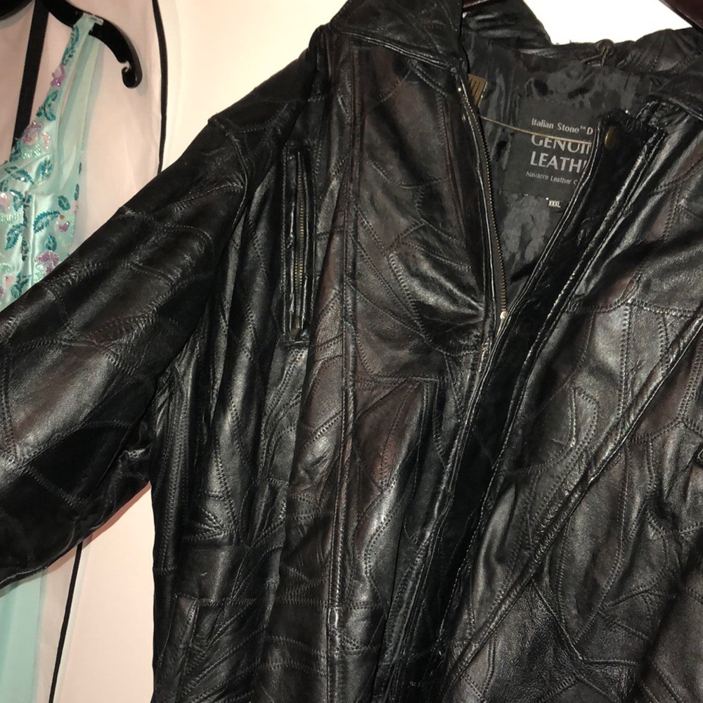Leather Jacket! - Picture 4 of 5